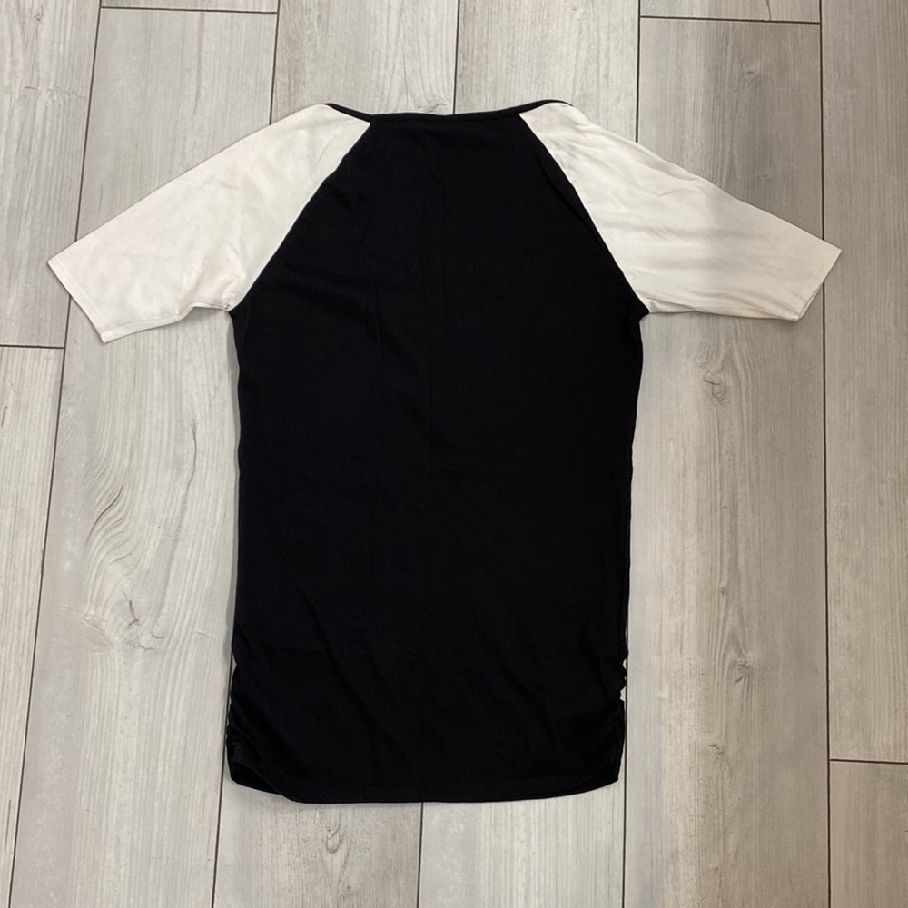 Women’s Victoria’s Secret Raglan Shirt - Picture 3 of 6